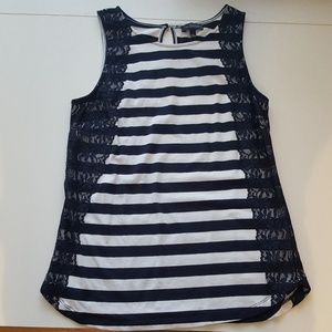 The Limited sleeveless top/tank sz S